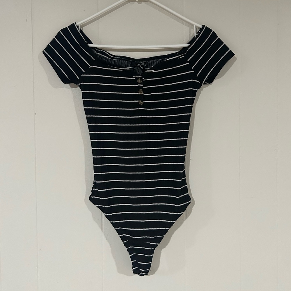 Medium Rue 21 Bodysuit